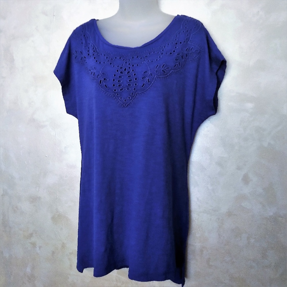 Cotton Eyelet Tunic Top by Intro NWT M